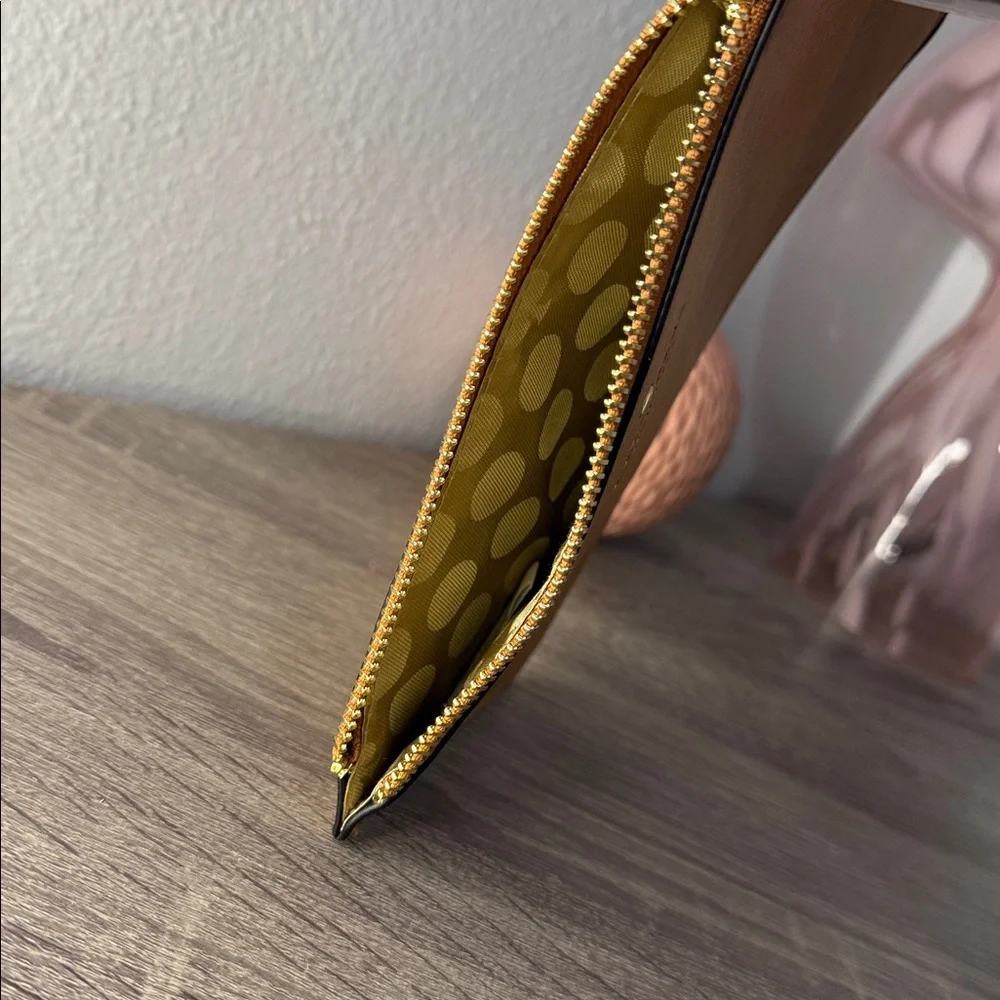 Kate Spade Tan Wristlet - Picture 5 of 10